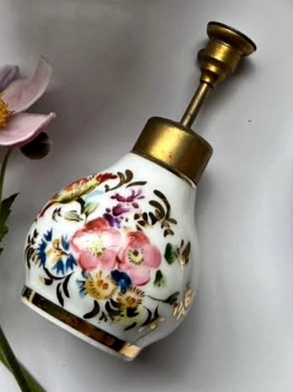 Irice Vintage Floral Porcelain Perfume Bottle